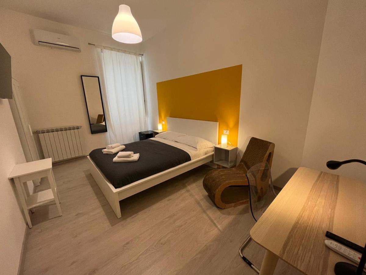 Bed and Breakfast Donna Luisa A Santa Chiara Neapel Exterior foto